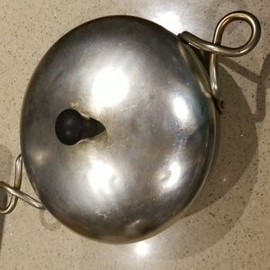 Vintage Wear-Ever aluminum skillet casserole G-901